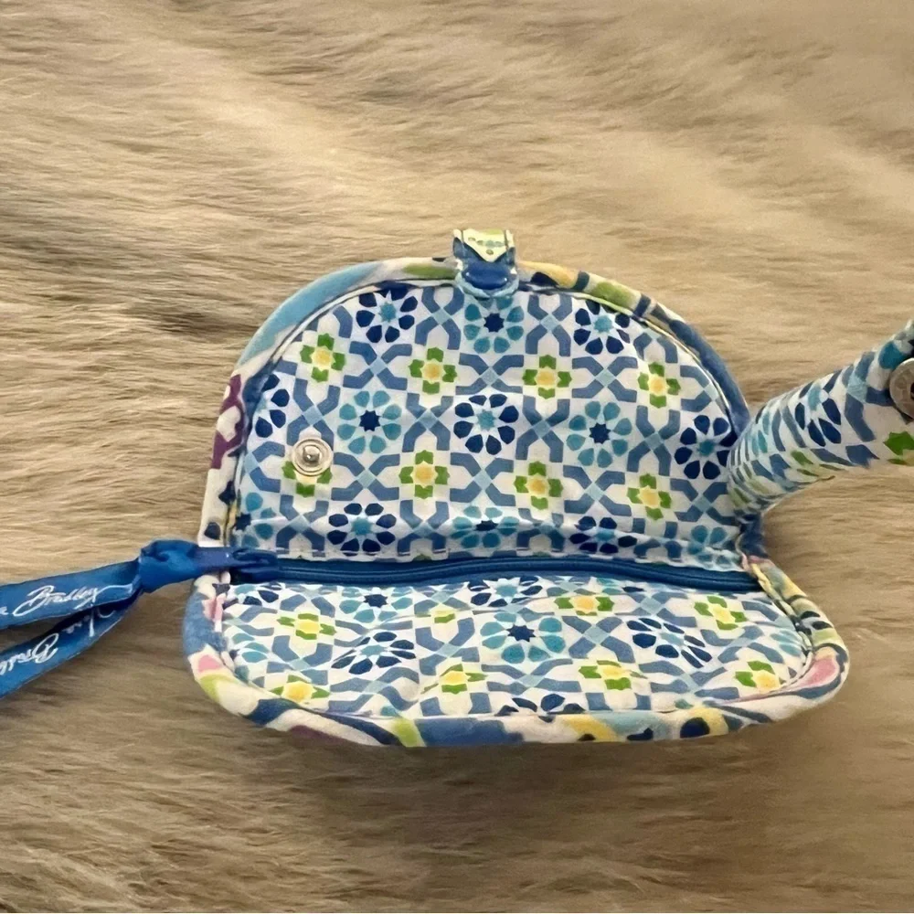 VERA BRADLEY Capri Blue Travel Jewlery Case Green Purple Paisley Semi-Circle